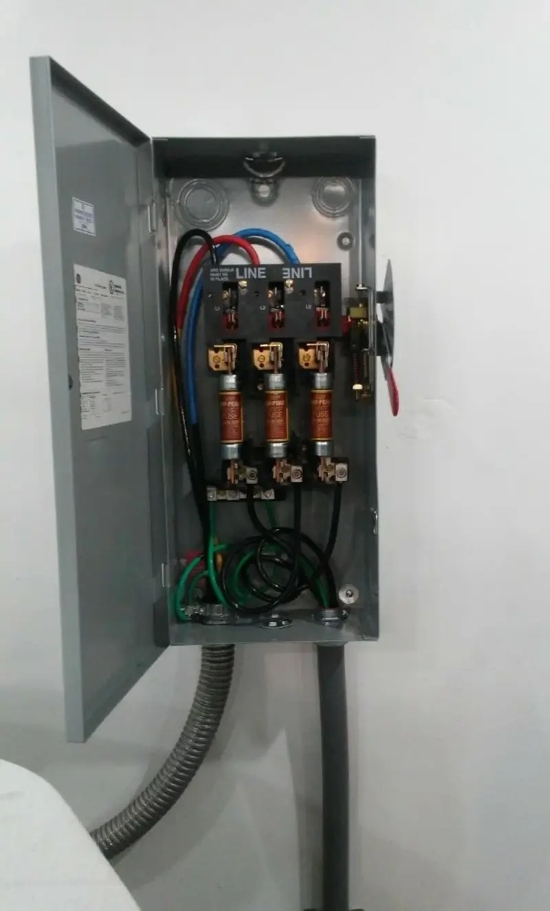 Three-phase disconnect switch installed for Smoke Detector Installation in Meadowbrook